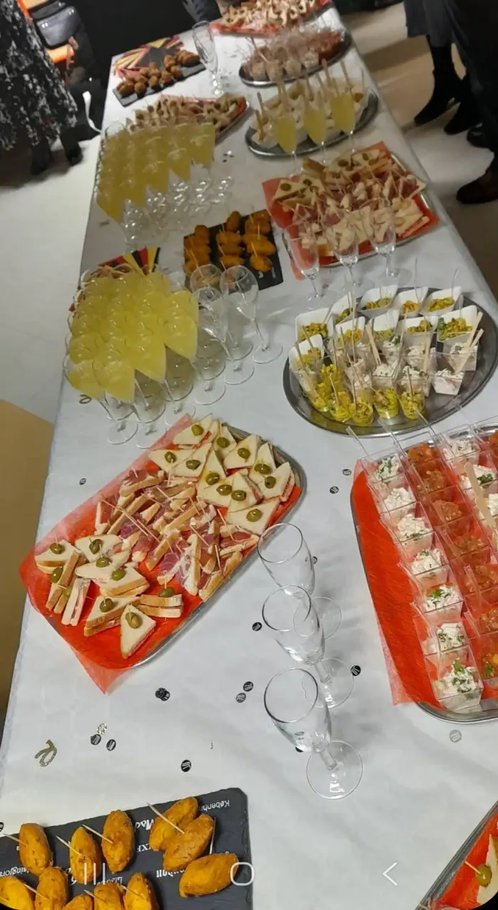 Buffet dressé pour une prestation traiteur du Pari's à Orléans
